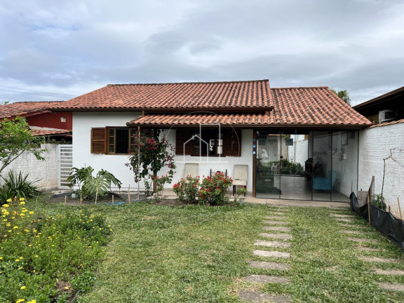 Casa com 3 Quartos à Venda, 440 m² em São João Do Rio Vermelho - Florianópolis