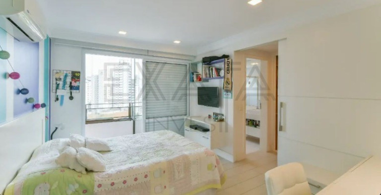 Imagem Imóvel com 3 Quartos à Venda, 209 m² em Vila Nova Conceição - São Paulo Imagem Imóvel com 3 Quartos à Venda, 209 m² em Vila Nova Conceição - São Paulo