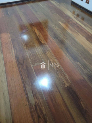 Imagem Imóvel com 4 Quartos à Venda, 210 m² em Roseira - Mairiporã Imagem Imóvel com 4 Quartos à Venda, 210 m² em Roseira - Mairiporã