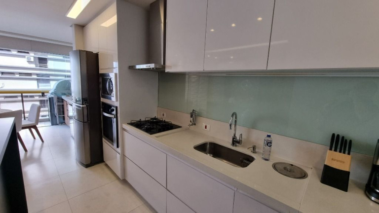 Imagem Apartamento com 2 Quartos à Venda, 76 m² em Pitangueiras - Guarujá Imagem Apartamento com 2 Quartos à Venda, 76 m² em Pitangueiras - Guarujá
