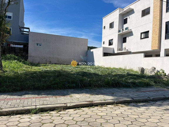 Terreno à Venda, 252 m² em José Amândio - Bombinhas