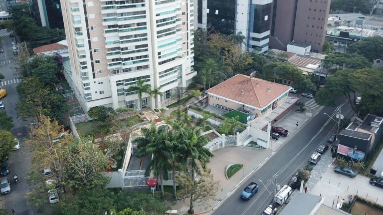 Imagem Apartamento com 3 Quartos à Venda, 240 m² em Brooklin - São Paulo