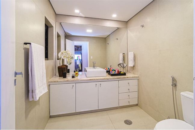 Imagem Apartamento com 3 Quartos à Venda, 143 m² em Santa Cecília - São Paulo