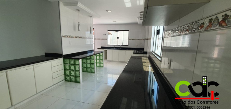Imagem Casa com 4 Quartos à Venda, 250 m² em Jardim Das Hortênsias - Poços De Caldas Imagem Casa com 4 Quartos à Venda, 250 m² em Jardim Das Hortênsias - Poços De Caldas