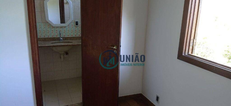 Imagem Casa com 4 Quartos à Venda, 320 m² em Maria Paula - São Gonçalo