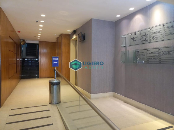 Sala Comercial à Venda,  em Centro - Niterói