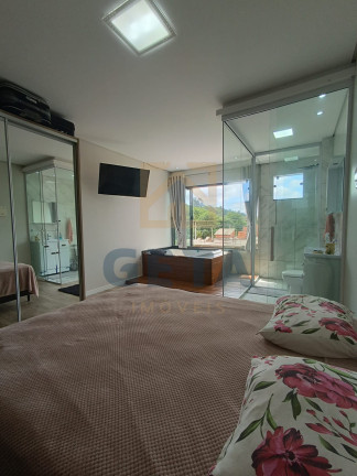 Imagem Sobrado com 2 Quartos à Venda, 110 m² em Cedro - Camboriú Imagem Sobrado com 2 Quartos à Venda, 110 m² em Cedro - Camboriú