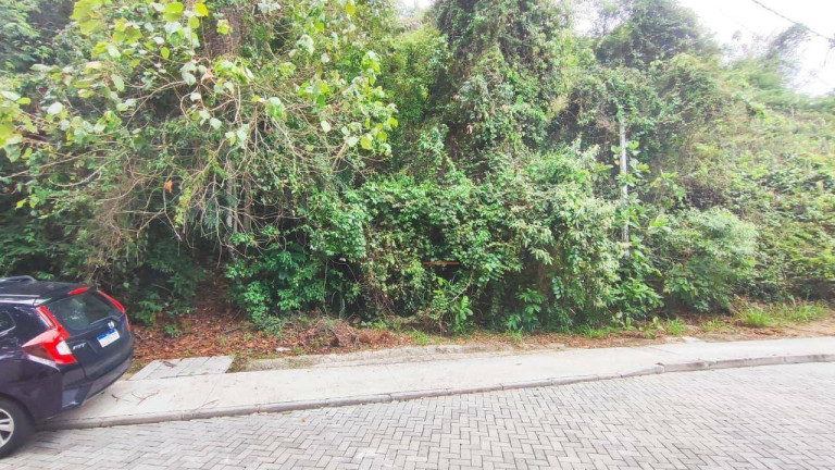 Imagem Terreno à Venda, 360 m² em Piratininga - Niterói Imagem Terreno à Venda, 360 m² em Piratininga - Niterói