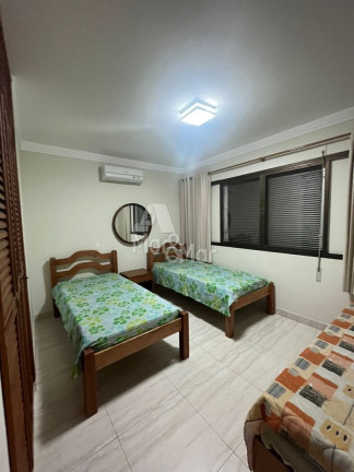 Imagem Apartamento com 3 Quartos à Venda, 140 m² em Pitangueiras - Guarujá Imagem Apartamento com 3 Quartos à Venda, 140 m² em Pitangueiras - Guarujá