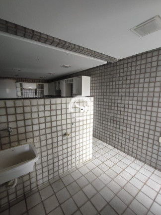 Imagem Apartamento com 3 Quartos à Venda, 156 m² Imagem Apartamento com 3 Quartos à Venda, 156 m²