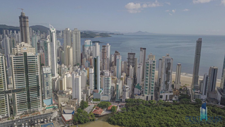 Imagem Apartamento com 4 Quartos à Venda, 185 m² em Centro - Balneário Camboriú