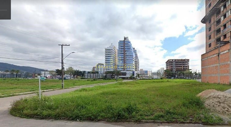 Imagem Terreno à Venda, 704 m² em Pedra Branca - Palhoça Imagem Terreno à Venda, 704 m² em Pedra Branca - Palhoça