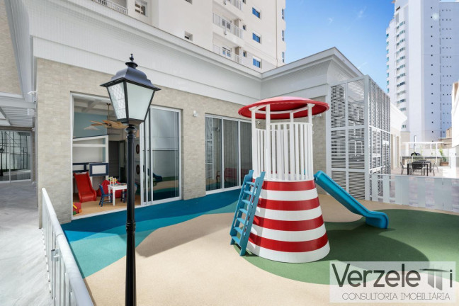 Imagem Apartamento com 4 Quartos à Venda, 240 m² em Centro - Balneário Camboriú Imagem Apartamento com 4 Quartos à Venda, 240 m² em Centro - Balneário Camboriú