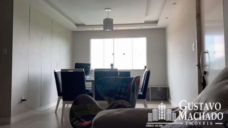 Imagem Imóvel com 2 Quartos à Venda, 128 m² em Retiro - Volta Redonda Imagem Imóvel com 2 Quartos à Venda, 128 m² em Retiro - Volta Redonda