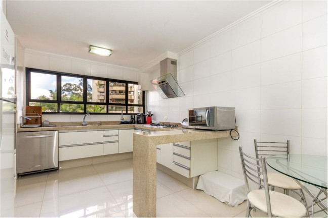 Imagem Imóvel com 4 Quartos à Venda, em Vila Andrade - São Paulo Imagem Imóvel com 4 Quartos à Venda, em Vila Andrade - São Paulo