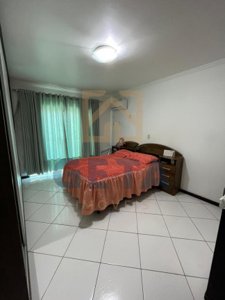 Imagem Casa com 4 Quartos à Venda, 721 m² em Centro - Camboriú