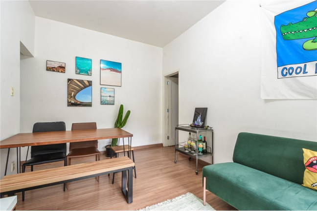 Imagem Imóvel com 1 Quarto à Venda, em Aclimação - São Paulo Imagem Imóvel com 1 Quarto à Venda, em Aclimação - São Paulo