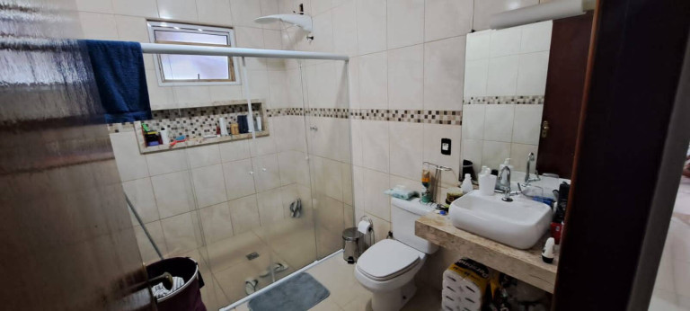 Imagem Casa com 4 Quartos à Venda, 134 m² em Vila Silviania - Carapicuíba