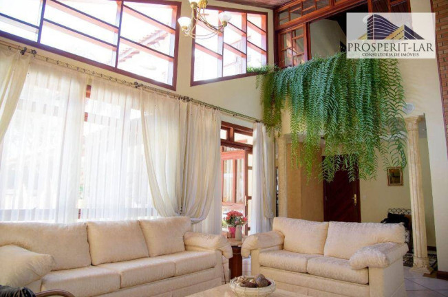 Imagem Casa com 6 Quartos à Venda, 650 m² em Portal Dos Gramados - Guarulhos Imagem Casa com 6 Quartos à Venda, 650 m² em Portal Dos Gramados - Guarulhos