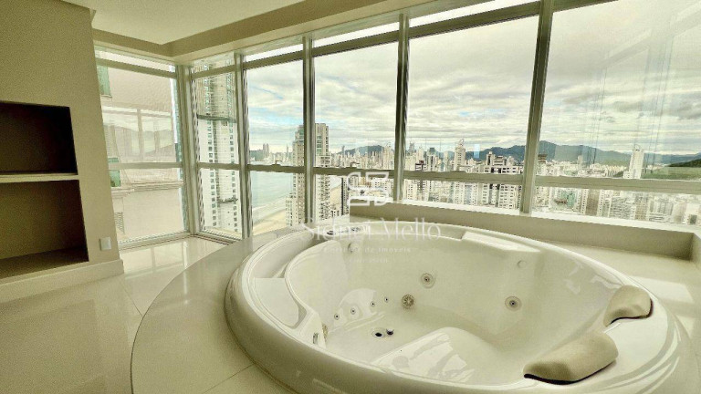 Imagem Apartamento com 4 Quartos à Venda, 228 m² em 2 Quadra Norte - Balneário Camboriú