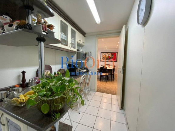 Imagem Apartamento com 4 Quartos à Venda, 144 m² em Barra Da Tijuca - Rio De Janeiro