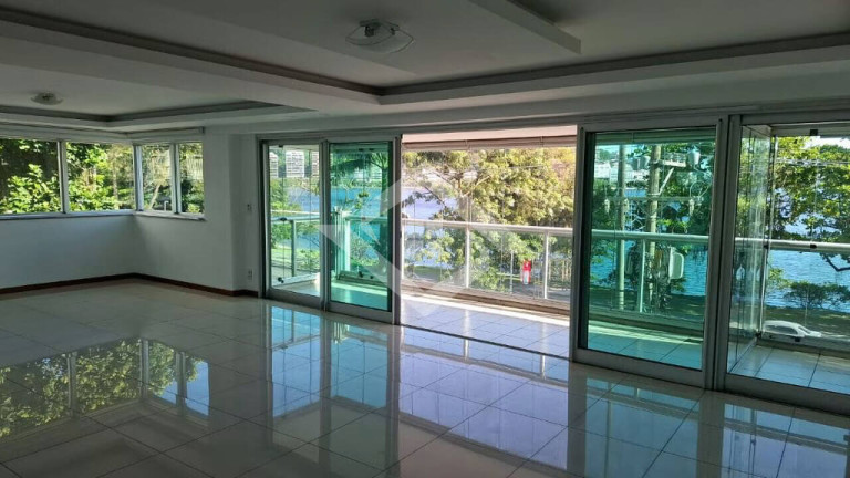 Imagem Apartamento com 4 Quartos à Venda, 225 m² em Lagoa - Rio De Janeiro Imagem Apartamento com 4 Quartos à Venda, 225 m² em Lagoa - Rio De Janeiro