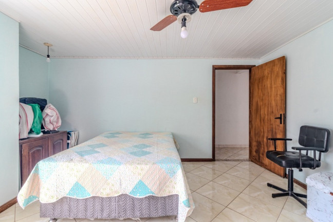 Imagem Casa com 5 Quartos à Venda, 270 m² em Sarandi - Porto Alegre Imagem Casa com 5 Quartos à Venda, 270 m² em Sarandi - Porto Alegre