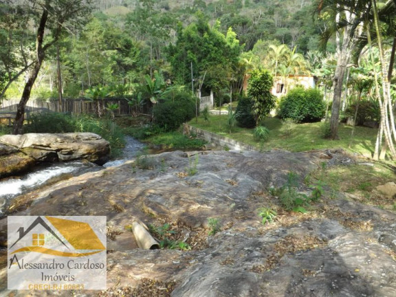 Imagem Chácara com 8 Quartos à Venda, 500 m² em Riograndina - Nova Friburgo Imagem Chácara com 8 Quartos à Venda, 500 m² em Riograndina - Nova Friburgo