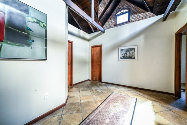 Imagem Casa com 4 Quartos à Venda, 329 m² em Ipanema - Porto Alegre Imagem Casa com 4 Quartos à Venda, 329 m² em Ipanema - Porto Alegre