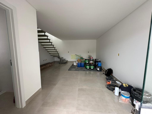 Imagem Sobrado com 2 Quartos à Venda, 80 m² em Zimbros - Bombinhas Imagem Sobrado com 2 Quartos à Venda, 80 m² em Zimbros - Bombinhas