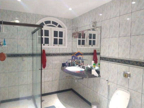 Imagem Casa com 4 Quartos à Venda, 300 m² em Vila Da Petrobrás - Angra Dos Reis Imagem Casa com 4 Quartos à Venda, 300 m² em Vila Da Petrobrás - Angra Dos Reis