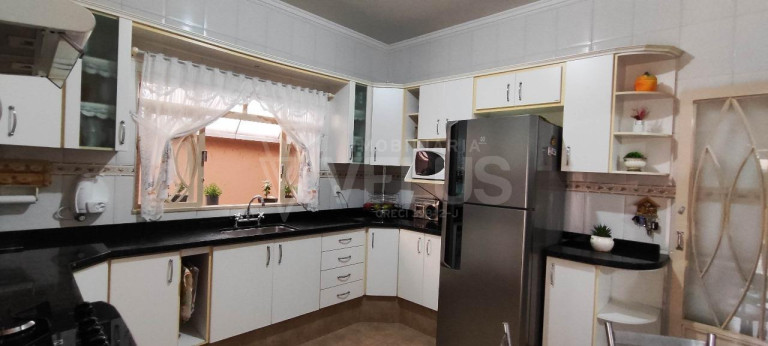 Imagem Casa com 2 Quartos à Venda, 252 m² em Vila Barth - Itapetininga Imagem Casa com 2 Quartos à Venda, 252 m² em Vila Barth - Itapetininga