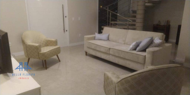 Imagem Casa com 3 Quartos à Venda, 360 m² em São João Do Rio Vermelho - Florianópolis Imagem Casa com 3 Quartos à Venda, 360 m² em São João Do Rio Vermelho - Florianópolis