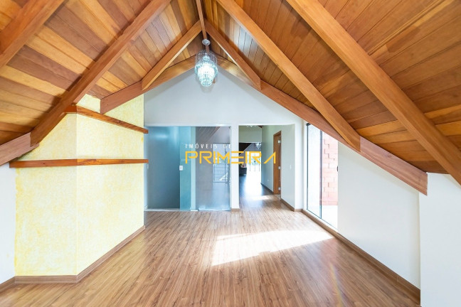 Imagem Casa com 6 Quartos à Venda, 950 m² em Santa Maria - Colombo
