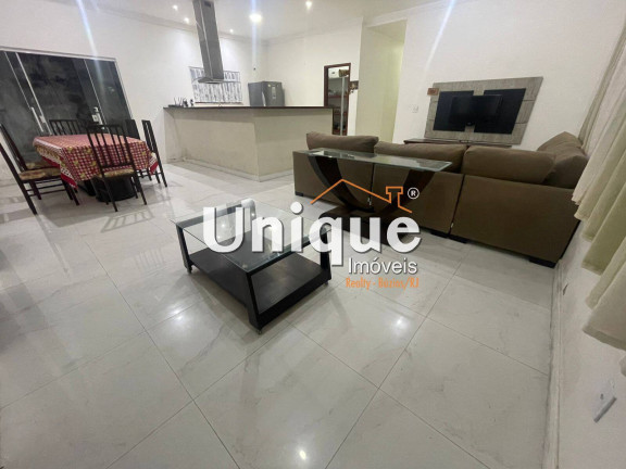 Imagem Casa com 4 Quartos à Venda, 200 m² em Jardim Flamboyant - Cabo Frio Imagem Casa com 4 Quartos à Venda, 200 m² em Jardim Flamboyant - Cabo Frio