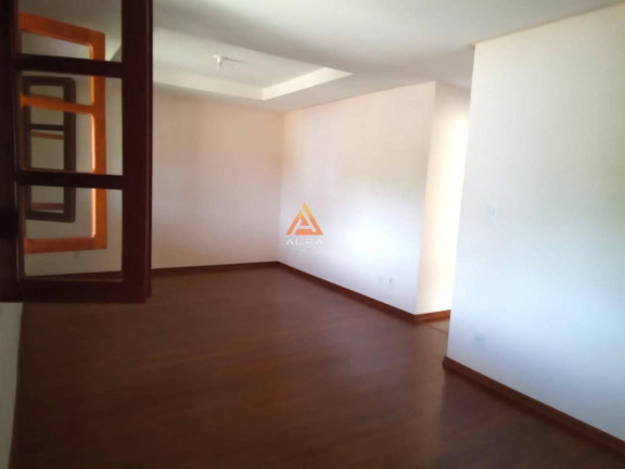 Imagem Casa com 3 Quartos à Venda, 185 m² Imagem Casa com 3 Quartos à Venda, 185 m²