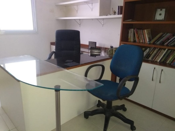 Imagem Imóvel com 5 Quartos à Venda, 300 m² em Centro - Guarapari Imagem Imóvel com 5 Quartos à Venda, 300 m² em Centro - Guarapari