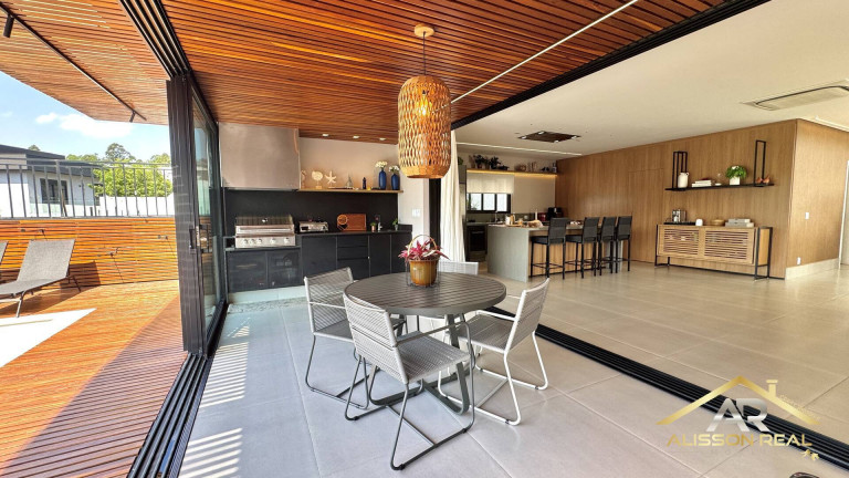 Imagem Casa de Condomínio com 4 Quartos à Venda, 422 m² em Cidade Tamboré - Santana De Parnaíba Imagem Casa de Condomínio com 4 Quartos à Venda, 422 m² em Cidade Tamboré - Santana De Parnaíba