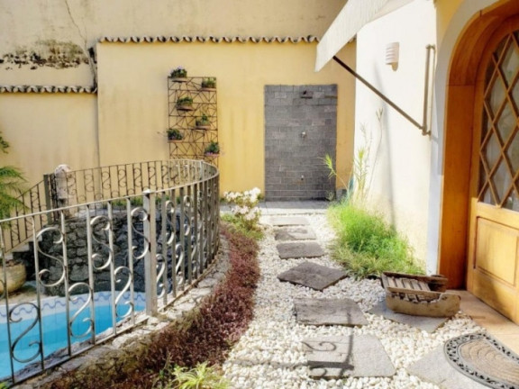 Imagem Casa com 5 Quartos à Venda, 380 m² em Jardim Marajoara - São Paulo Imagem Casa com 5 Quartos à Venda, 380 m² em Jardim Marajoara - São Paulo