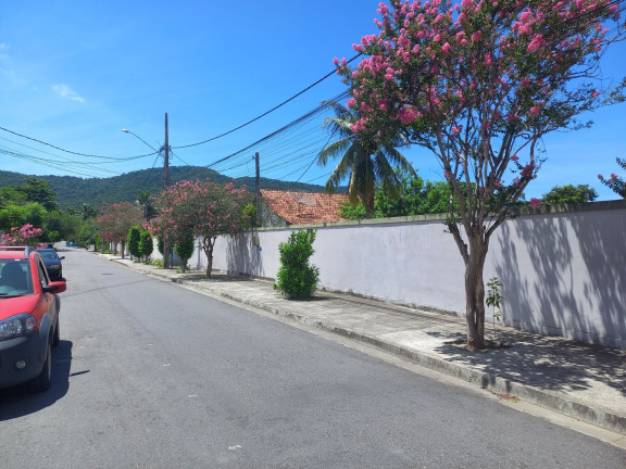 Terreno à Venda, 450 m² em Serra Grande - Niterói