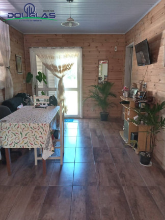 Imagem Casa com 2 Quartos à Venda, 750 m² em Viamão