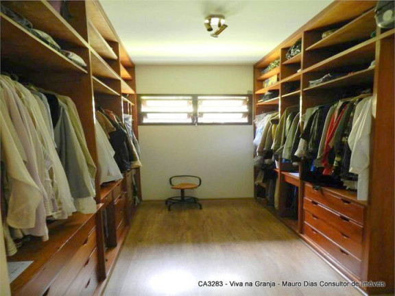 Imagem Casa de Condomínio com 4 Quartos à Venda, 2.000 m² em Chácara De La Rocca - Carapicuíba