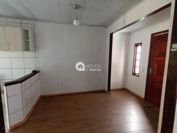 Imagem Casa com 2 Quartos à Venda, 56 m²