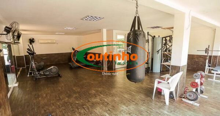 Imagem Apartamento com 4 Quartos à Venda, 98 m² em Tijuca - Rio De Janeiro Imagem Apartamento com 4 Quartos à Venda, 98 m² em Tijuca - Rio De Janeiro