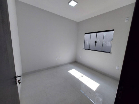 Imagem Casa com 3 Quartos à Venda, 180 m² em Setor Cristina Ii Expansão - Trindade Imagem Casa com 3 Quartos à Venda, 180 m² em Setor Cristina Ii Expansão - Trindade