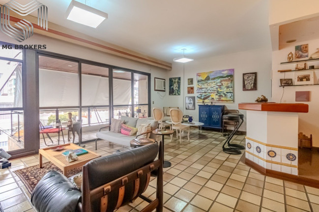 Imagem Imóvel com 3 Quartos à Venda, 137 m² em Botafogo - Rio De Janeiro Imagem Imóvel com 3 Quartos à Venda, 137 m² em Botafogo - Rio De Janeiro