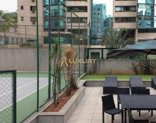 Imagem Imóvel com 4 Quartos à Venda, 236 m² em Belvedere - Belo Horizonte Imagem Imóvel com 4 Quartos à Venda, 236 m² em Belvedere - Belo Horizonte