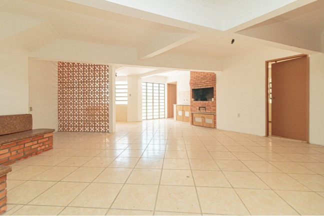 Imagem Casa com 3 Quartos à Venda, 298 m² em Chácara Das Pedras - Porto Alegre Imagem Casa com 3 Quartos à Venda, 298 m² em Chácara Das Pedras - Porto Alegre