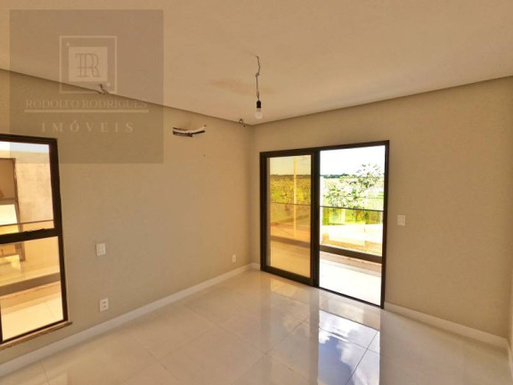 Casa de Condomínio com 4 Quartos à Venda, 180 m² em Lagoa Redonda - Fortaleza