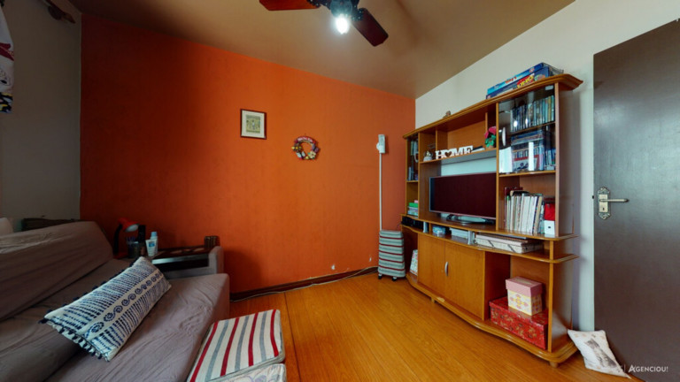 Imagem Imóvel com 3 Quartos à Venda, 81 m² em Santa Tereza - Porto Alegre Imagem Imóvel com 3 Quartos à Venda, 81 m² em Santa Tereza - Porto Alegre